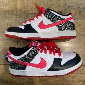 NIKE Dunk Low 6.0 ‘White Berry’ - Women’s - Brand New - Vintage 2008